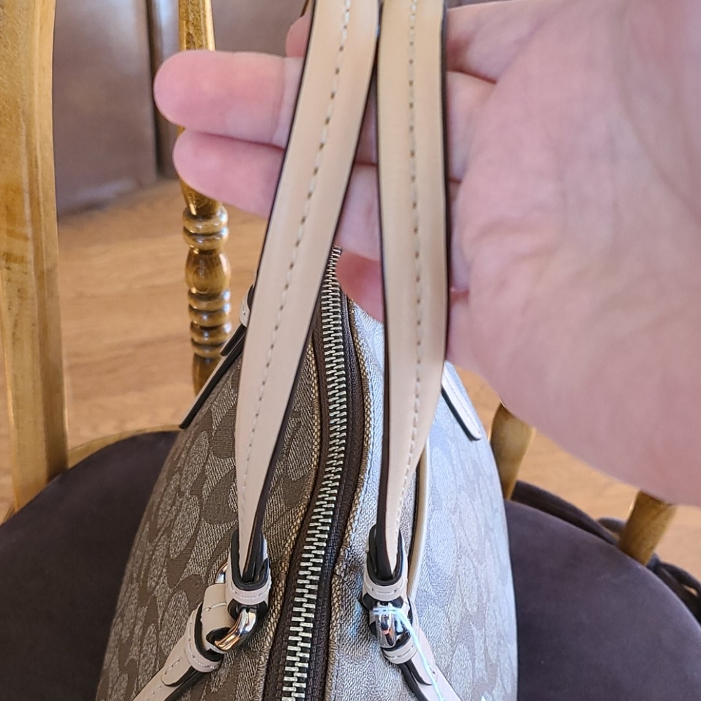 Coach Handbag - Picture 5 of 10